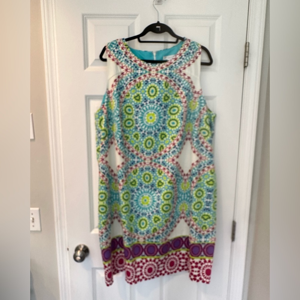 20W London Times Sleeveless Dress
